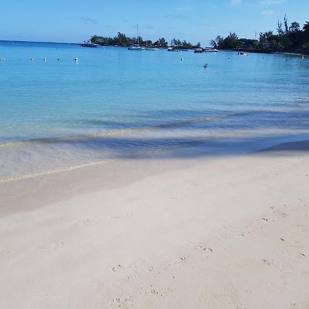 LapiroguevillaTourist Resident Pereybere Beach Zewnętrze zdjęcie